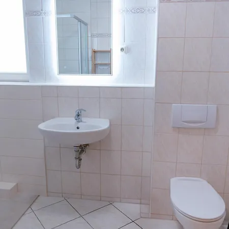 Cblue Apartmenthaus Chrischanshof